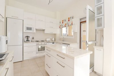 Detached Villa For Sale  in  Coral Bay