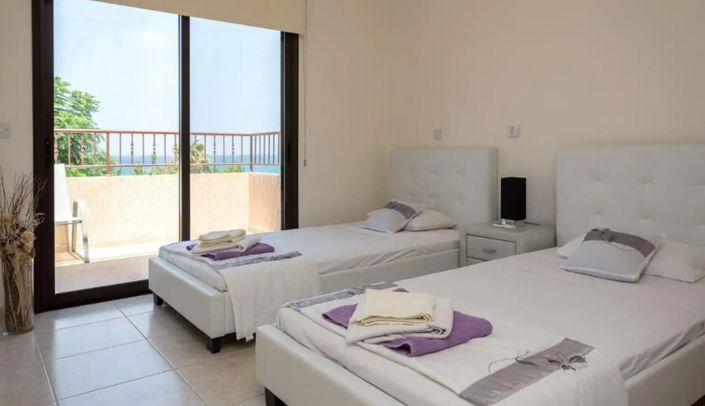 Image No.9-4 Bed Villa for sale