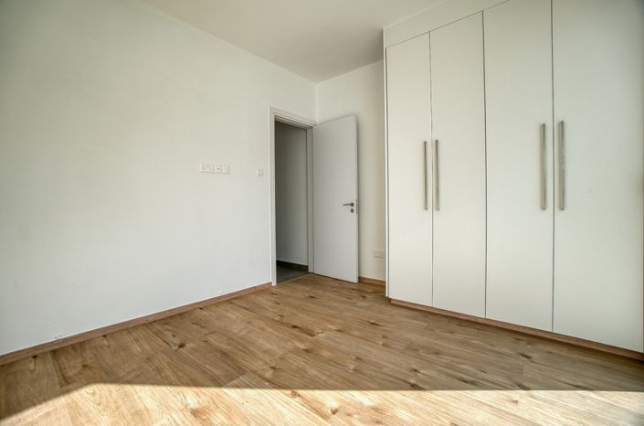 Image No.10-3 Bed Townhouse for sale