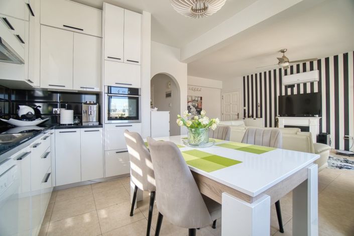 Image No.6-Appartement de 2 chambres à vendre à Kato Paphos