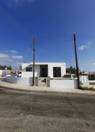 Bungalow For Sale  in  Empa
