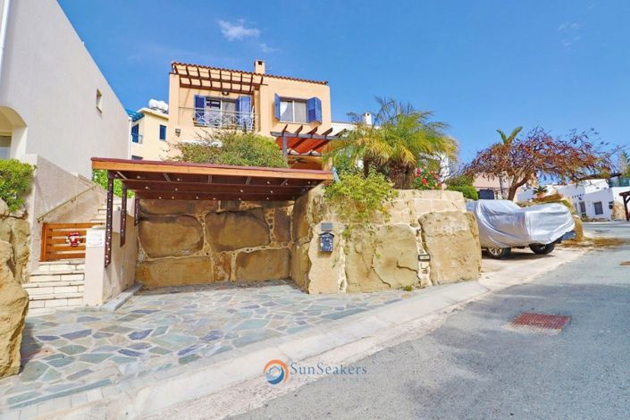 Image No.1-3 Bed Villa for sale