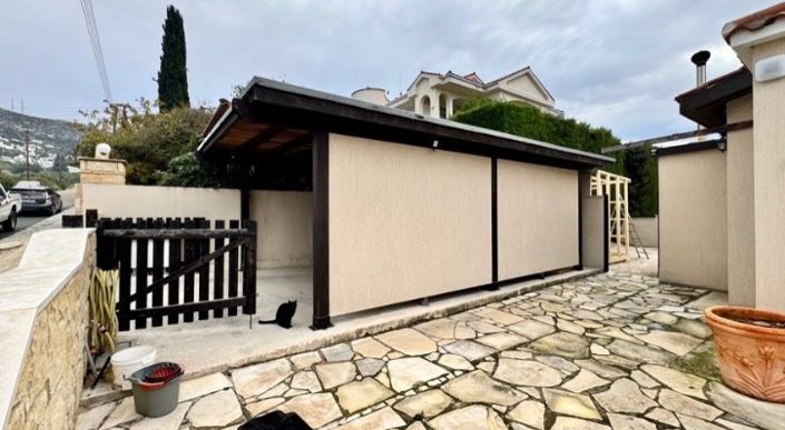 Image No.8-5 Bed Bungalow for sale