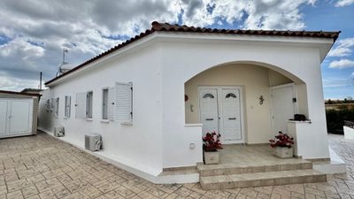 Detached Villa For Sale  in  Select Location