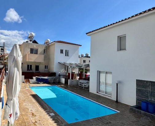 Image No.3-2 Bed House for sale