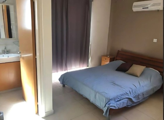 Image No.9-2 Bed House for sale