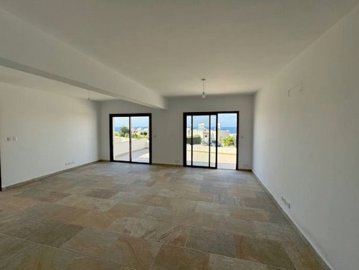 Detached Villa For Sale  in  Chlorakas