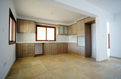 Detached Villa For Sale  in  Chlorakas
