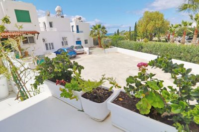 Detached Villa For Sale  in  Chlorakas