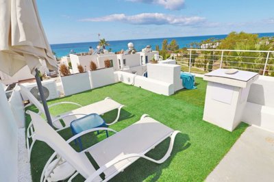 Detached Villa For Sale  in  Chlorakas