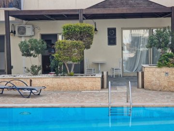 Apartment For Sale  in  Yeroskipou