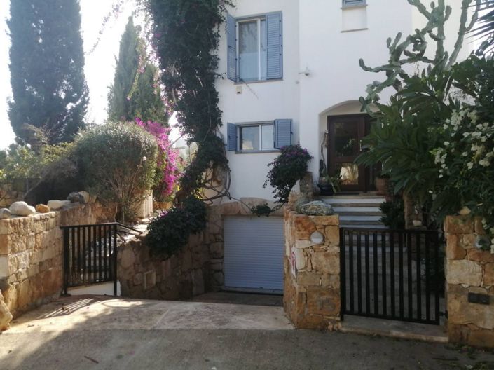 Image No.2-Villa de 5 chambres à vendre à Chlorakas