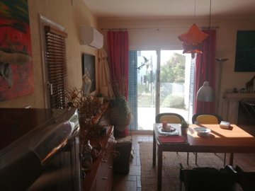 Detached Villa For Sale  in  Chlorakas