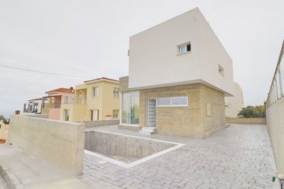 Detached Villa For Sale  in  Select Location