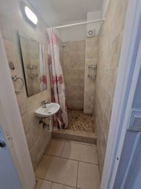 Ground Floor Apartment  For Sale  in  Yeroskipou