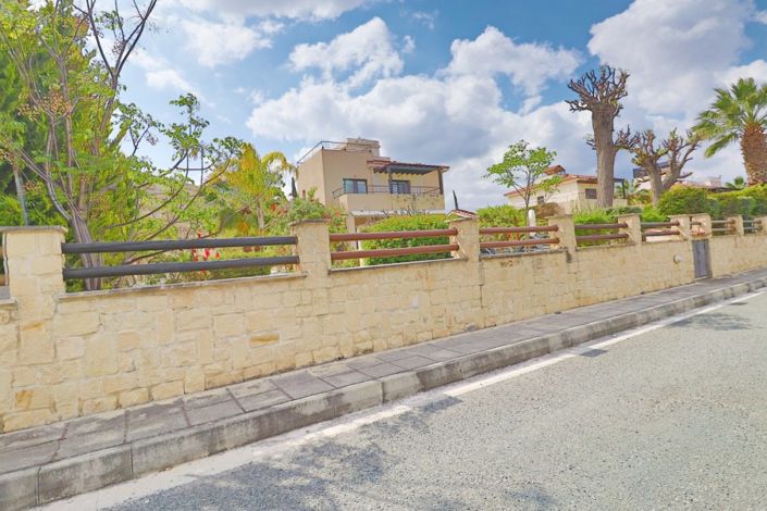 Image No.3-4 Bed Villa for sale