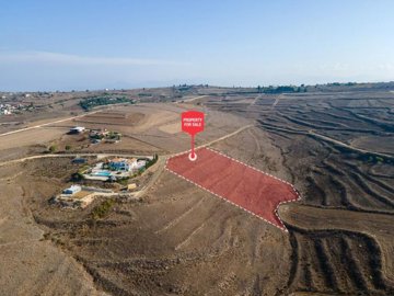 Field - Pano Arodes, Paphos