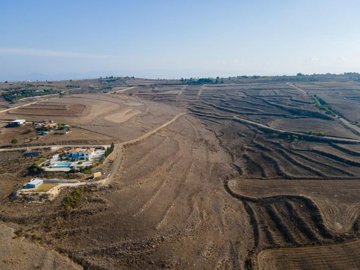 Field - Pano Arodes, Paphos