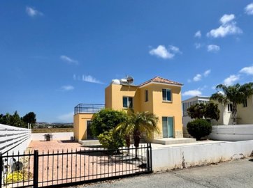 Detached Villa For Sale  in  Select Location