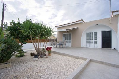 Detached Villa For Sale  in  Anarita