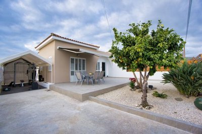 Detached Villa For Sale  in  Anarita
