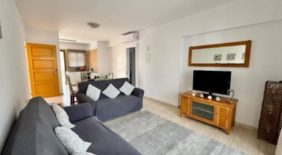 Apartment For Sale  in  Universal Area