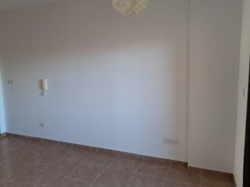 Flat - Queens Gardens - Agios Theodoros, Paphos