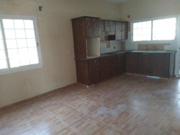 House - Stroumpi, Paphos