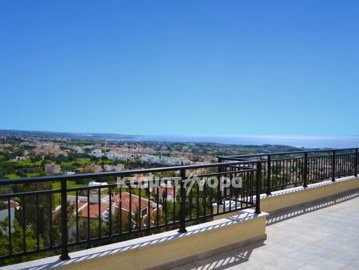4 Bedrooms House-Villa For Sale in Peyia Village