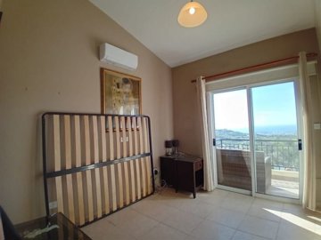 Town House For Sale  in  Armou