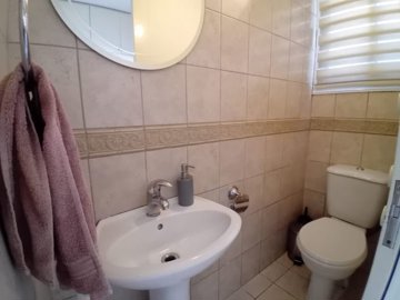 Town House For Sale  in  Armou