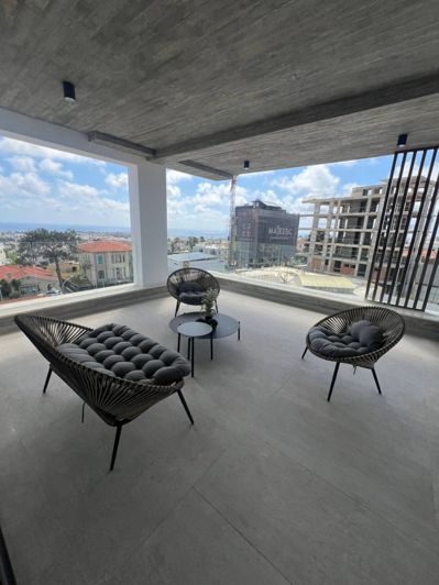 Image No.1-3 Bed Apartment for sale