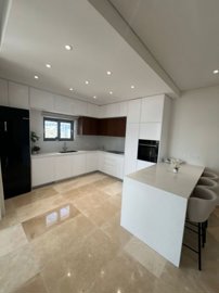 Apartment For Sale  in  Pafos Centre