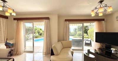 Detached Villa For Sale  in  Coral Bay