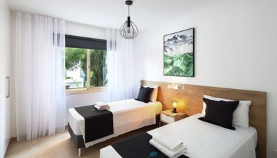 Ground Floor Apartment  For Sale  in  Select Location