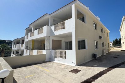 Ground Floor Apartment  For Sale  in  Peyia Village