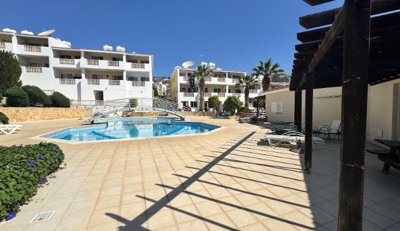 Ground Floor Apartment  For Sale  in  Peyia Village