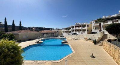 Ground Floor Apartment  For Sale  in  Peyia Village