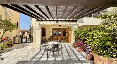 Penthouse For Sale  in  Tsada