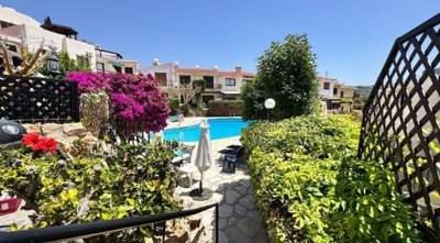 Town House For Sale  in  Tala
