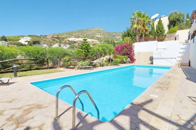 Apartment For Sale  in  Peyia Village