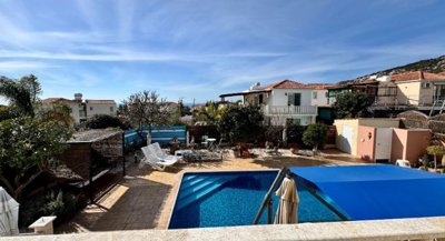 Detached Villa For Sale  in  Select Location