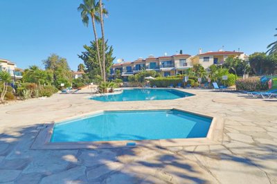Town House For Sale  in  Kato Pafos