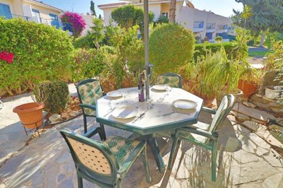 Town House For Sale  in  Kato Pafos