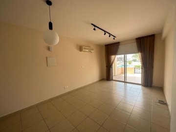 Ground Floor Apartment  For Sale  in  Universal Area