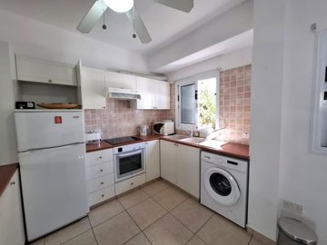 Ground Floor Apartment  For Sale  in  Universal Area
