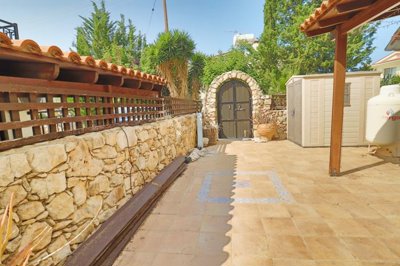 Detached Villa For Sale  in  Peyia Village