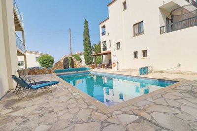 Detached Villa For Sale  in  Peyia Village