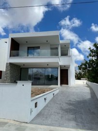 Detached Villa For Sale  in  Yeroskipou