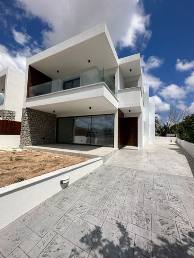 Image No.2-4 Bed Villa for sale